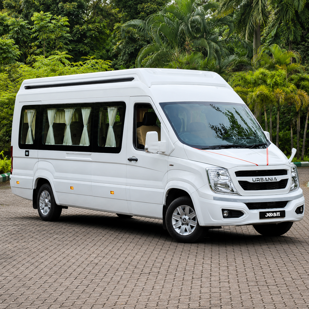 Force Urbania Luxury Van